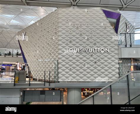 louis vuitton hk airport